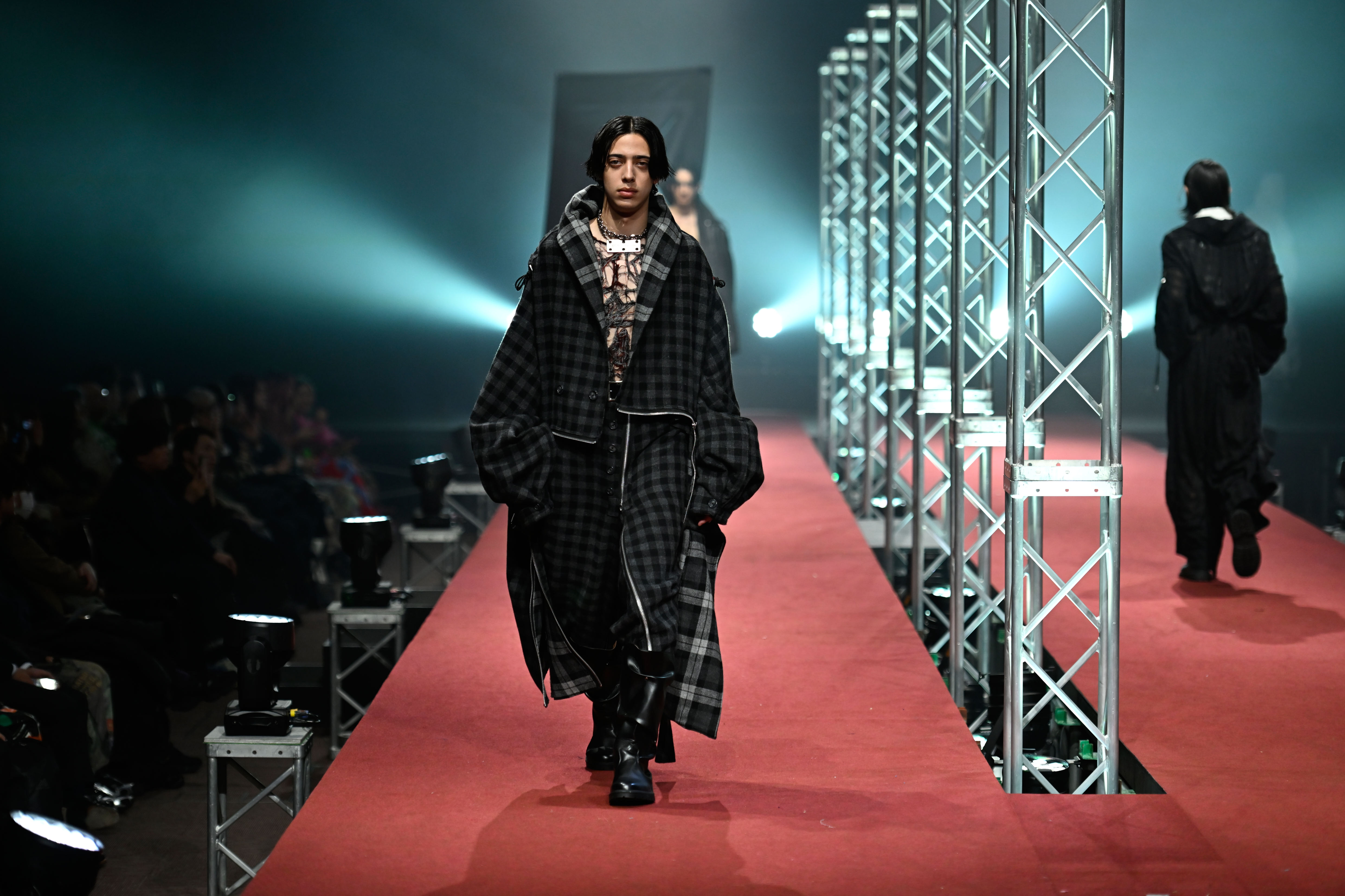 OSAKA INSTITUTE OF FASHION will hold the GRADUATION EXHIBITION fashion show